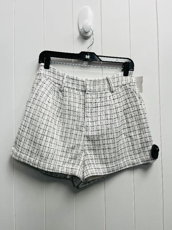 Black & White Shorts Le Lis, Size M