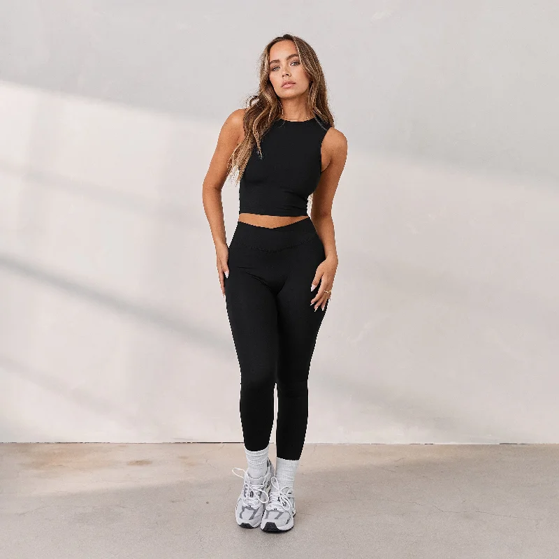 Silhouette Crossover Leggings - Black