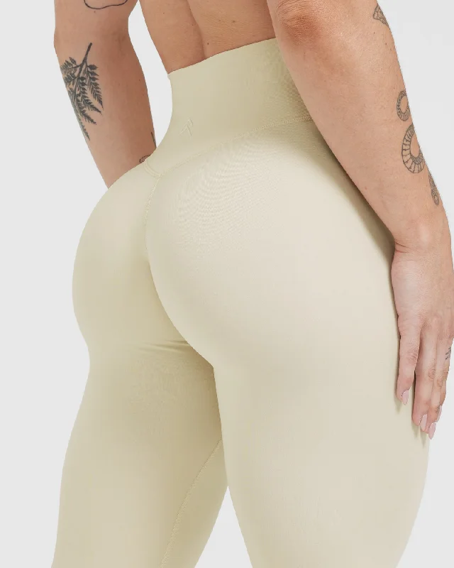 Timeless High Waisted Leggings | Vanilla